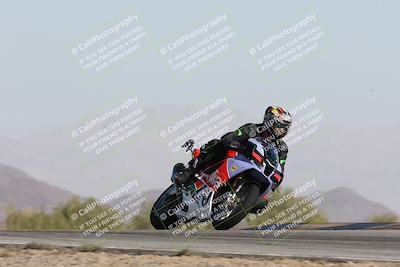 media/Dec-01-2025-Moto Forza (Mon) [[2daa91e15f]]/2-Intermediate Group/Session 2 Turn 9 Entry/